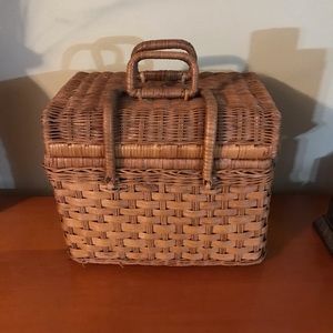 Vintage Wicker Ratan Boho Picnic Basket